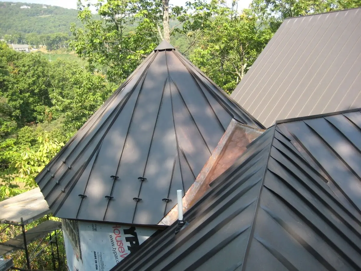 Professional Roof Tarp Installation by Craftsman Roofing in Ashland
